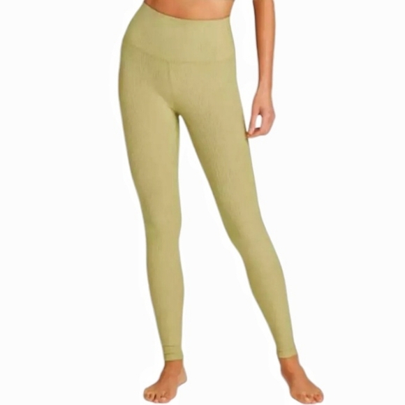 All in Motion - Ultra High Rise Ribbed Leggings - Picture 2 of 16